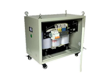 三相變壓器中有哪些保護裝置？